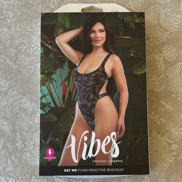 Brand New Eat Me Flash Reactive Bodysuit w/ Elastic & Snap Closure Mushroom - Picture 3 of 14